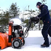 Hvorfor kaster snøfreseren dårlig?